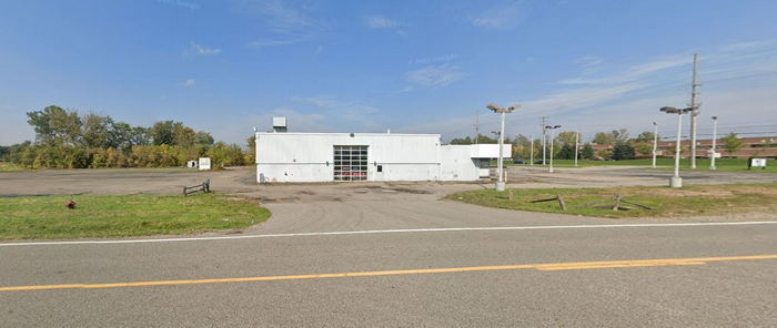 Dick Morris Chevrolet (Walled Lake Chrysler Plymouth) - Dick Morris Haggerty Rd Location (newer photo)